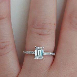 1?Carat Emerald Cut Rectangular Moissanite 925 Silver Engagement Wedding…